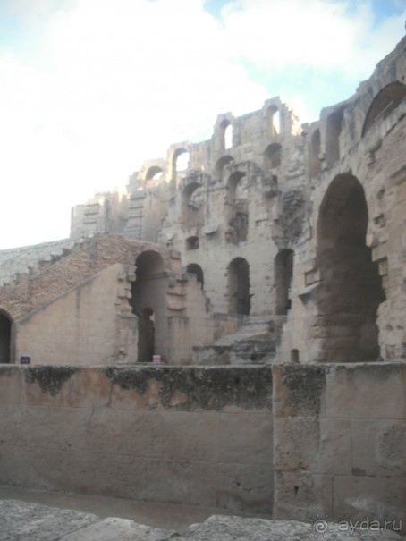 Амфитеатр древнего Тиздра