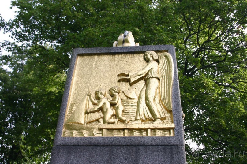 Кладбище галерной верфи