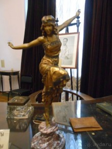 Театральный музей