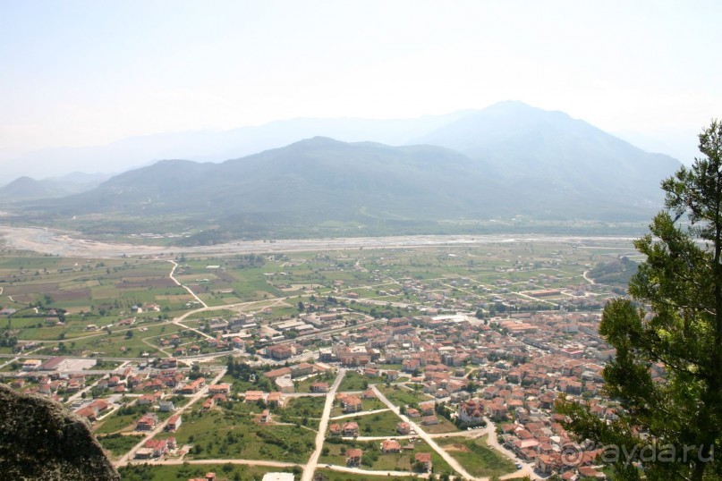 Каламбака и Метеоры.