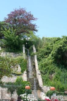 ислам и христианство в саду королевы Марии