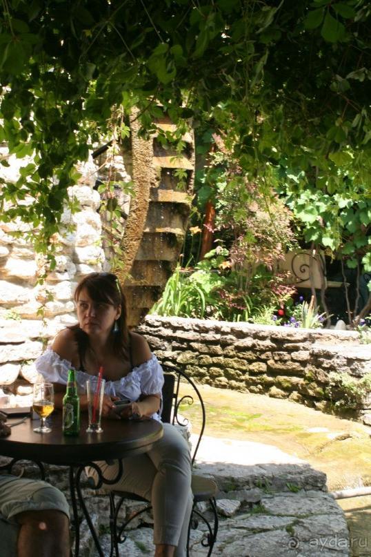 ислам и христианство в саду королевы Марии