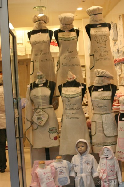 Сосновая шишка