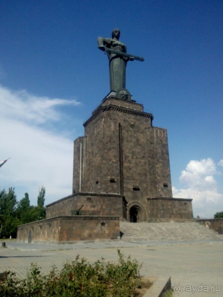 Истиная Мать-Армения