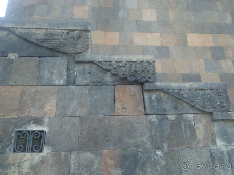 Истиная Мать-Армения