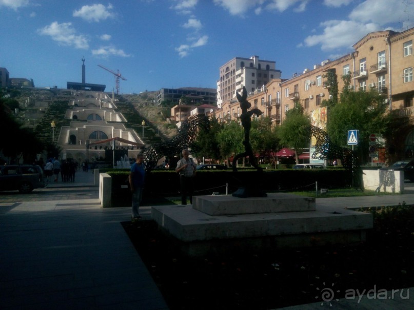 Каскад раскрывает свои тайны постепенно