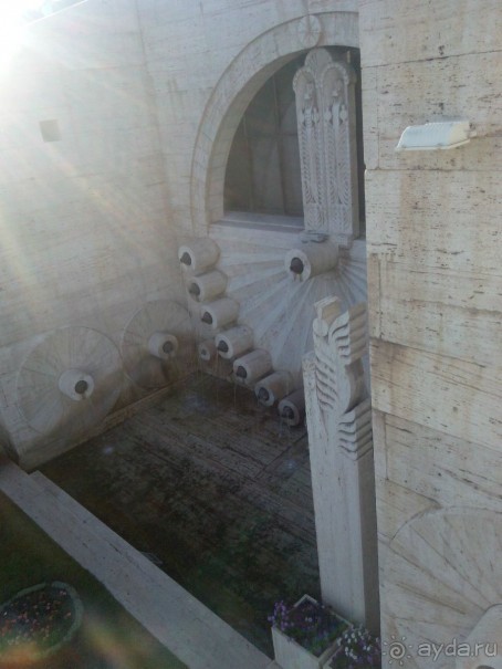 Каскад раскрывает свои тайны постепенно