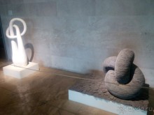 Каскад раскрывает свои тайны постепенно