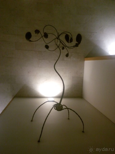 Каскад раскрывает свои тайны постепенно