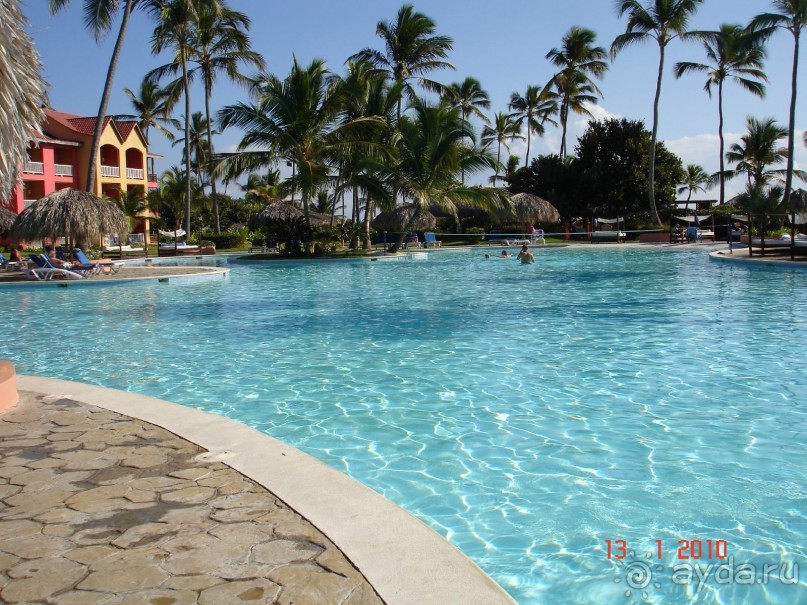 Бассейн отеля