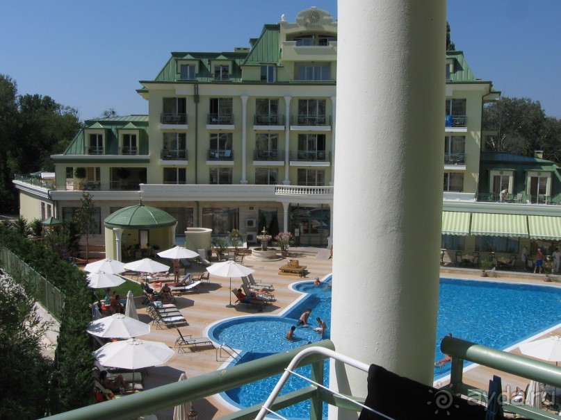 Отель на территории БЕНЗОКОЛОНКИ