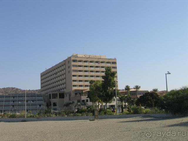 фото St Raphael Resort & Marina