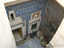 ТУНИС в апреле 2012г.