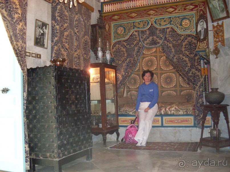 ТУНИС в апреле 2012г.