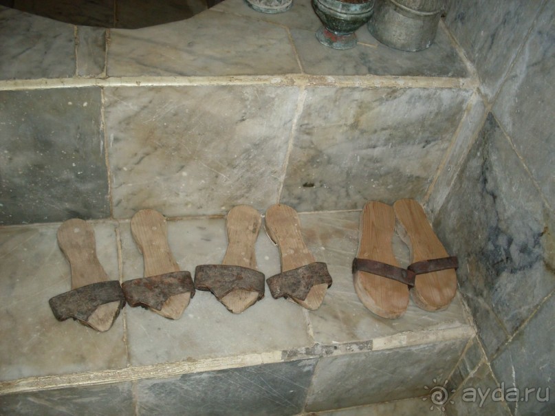 ТУНИС в апреле 2012г.