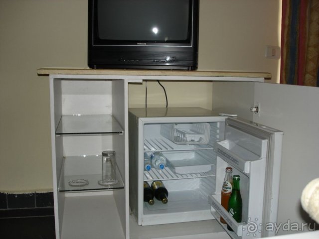 Мини-бар в номере Dune