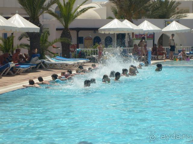 Анимация в бассейне