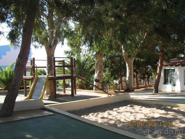 фото Chrissi Amoudia