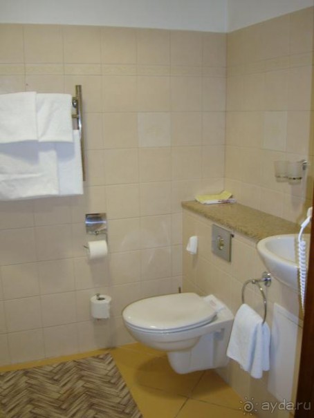 Хороший отель, но с 3 тысячами лучше не ехать.