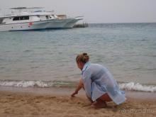 отель кому за ...(тихий, спокойный)