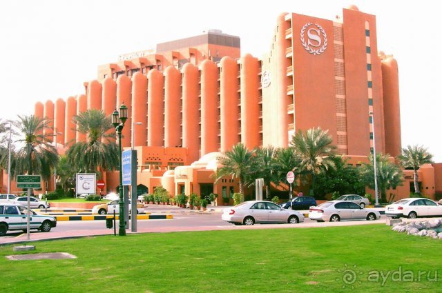 фото Sheraton Abu Dhabi Hotel & Resort