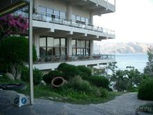 Вид на главный корпус