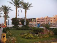 Всем не угодить, а мне очень понравился отель!