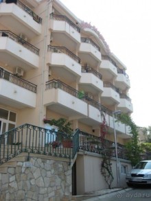 неоправданно