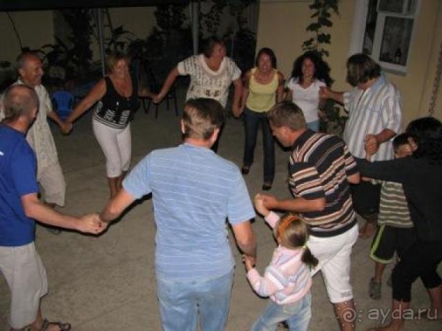 в пансионате танцы,игры