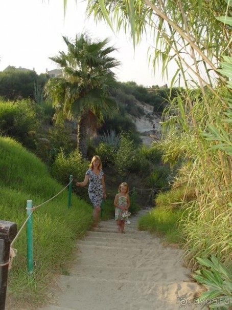 спуск к морю