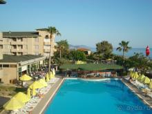 Очень по семейному, родителям с детьми.