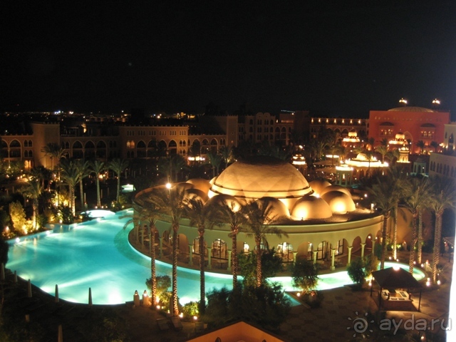 Grand Makadi и Makadi Palace ночью