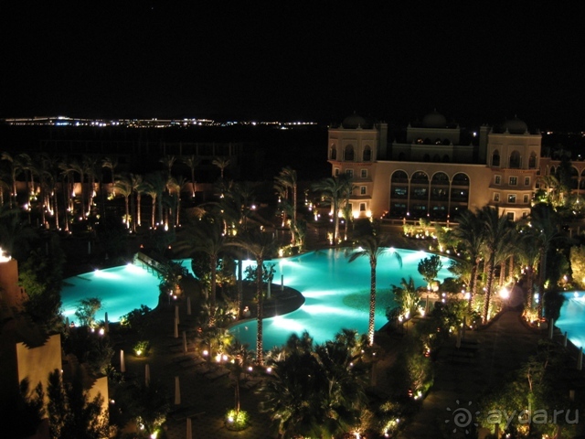 Grand Makadi и Makadi Palace ночью