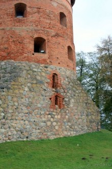 Одна из башен Трокайского замка