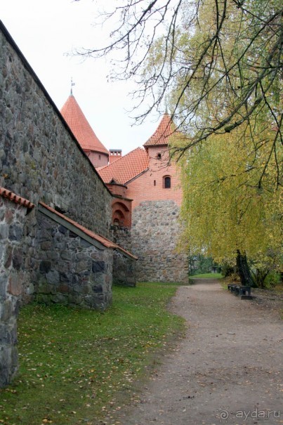 Стена Трокайского замка.