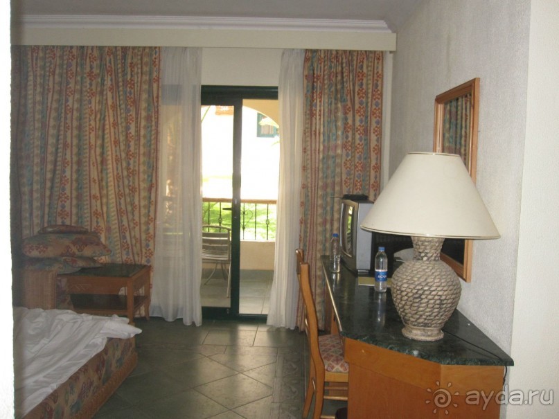 Хороший отель с зеленой ухоженной территорией за разумные деньги