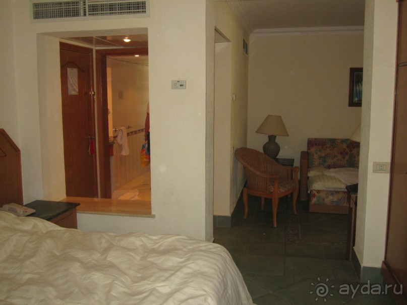 Хороший отель с зеленой ухоженной территорией за разумные деньги