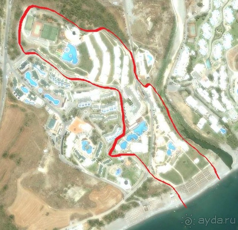 Большой и вполне комфортный отель