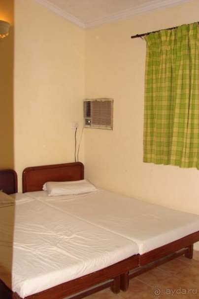 Отель нормальный, жить можно