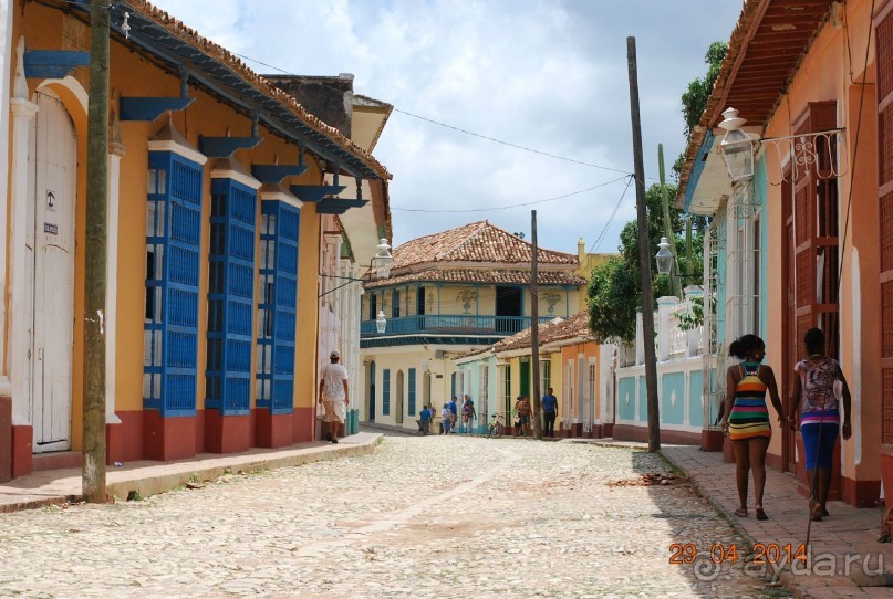 Тринидад и Сьенфуегос самостоятельно