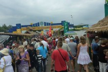 2011 г. толпа!