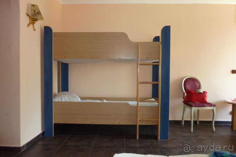 Детская кровать.