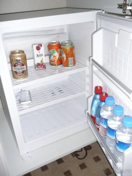 Опустошаем мини-бар