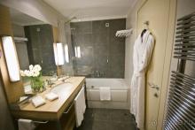 фото Athene Neos