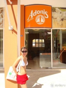 очень приятный отель, скромный, но со вкусом