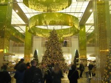 Елка в КаДеВе