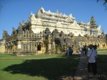 Мандалай. Дворец одного из королей Бирмы