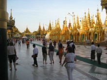 На входе в Шведагон