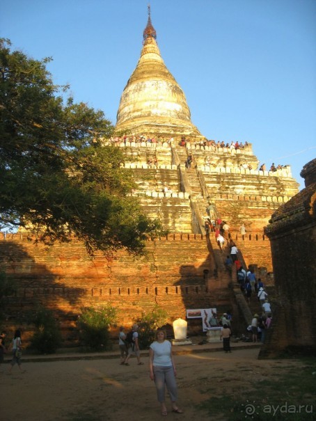 Сюда забираются, что увидеть закат солнца над Баганом