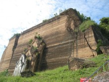 Амирапура. Разрушенный землетрясением дворец одного из королей